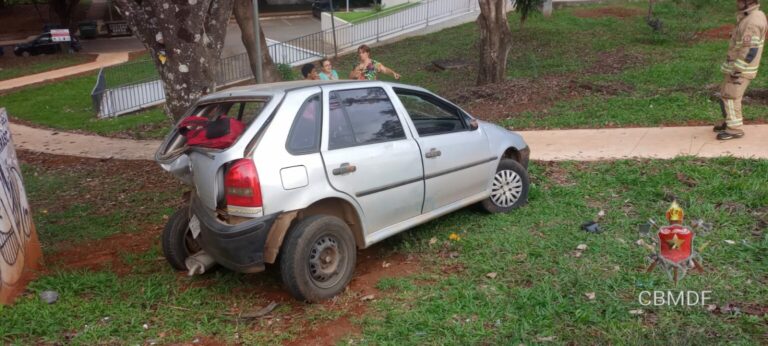 Carro descontrolado atropela pedestre em parada de ônibus no DF