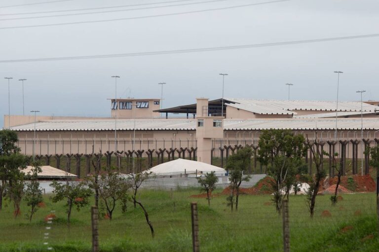 Justiça do DF permite que bolsonaristas presos sejam enviados à Papuda