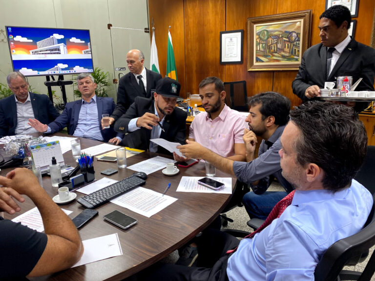 CLDF e GDF fecham acordo sobre crédito do vale transporte