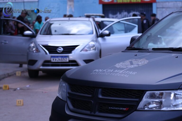 Homem é assassinado em frente a supermercado na Estrutural; veja imagens exclusivas