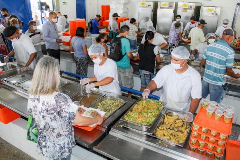 Restaurantes Comunitários oferecerão jantar a R$ 0,50