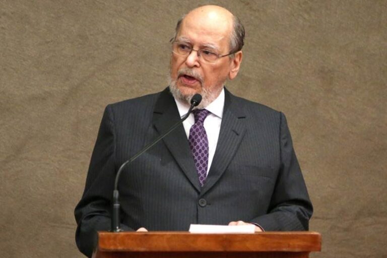 Ex-ministro do STF, Sepúlveda Pertence morre aos 85 anos