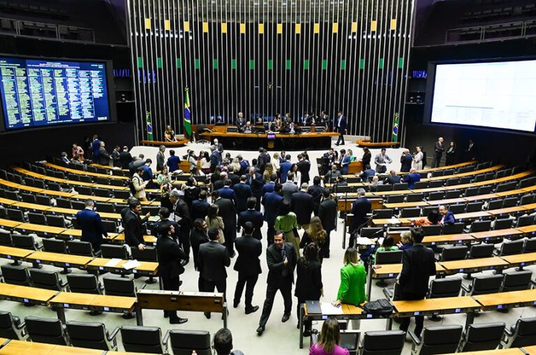 Reajuste das forças de segurança é aprovado no Congresso