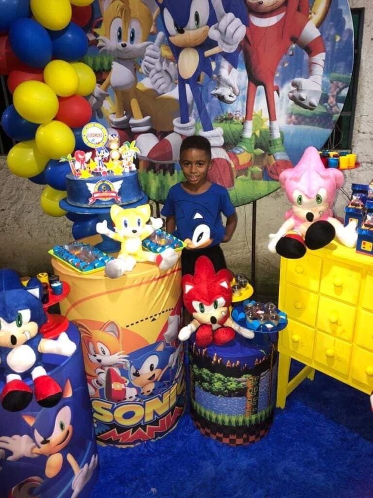 Menino de 9 anos é atingido por linha de pipa e fica em estado grave
