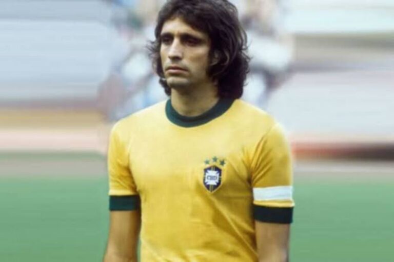 Morre Marinho Peres, ex-zagueiro da Seleção Brasileira