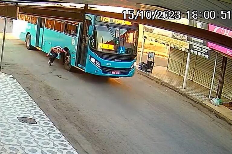 Passageiro corre para pegar ônibus, é atropelado e morre no Entorno