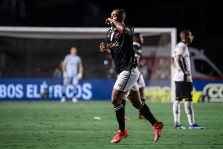 Vasco vence, sai da zona, e Botafogo se complica no Brasileirão