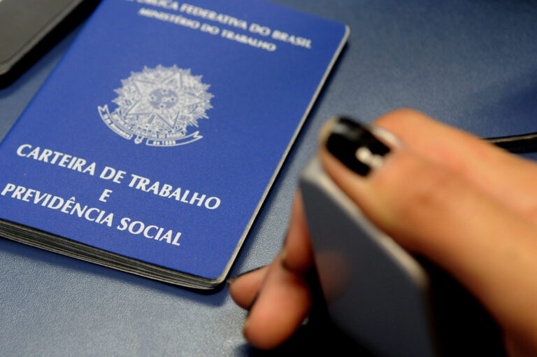 DF e Entorno têm 275 vagas de emprego com salário de até R$ 6 mil