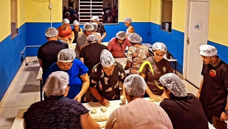 Moradores da Estrutural têm aulas gratuitas de culinária