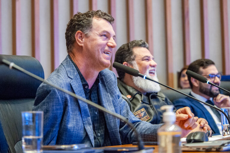 Deputado Iolando Participa de Sessão Solene do Dia do Motociclista