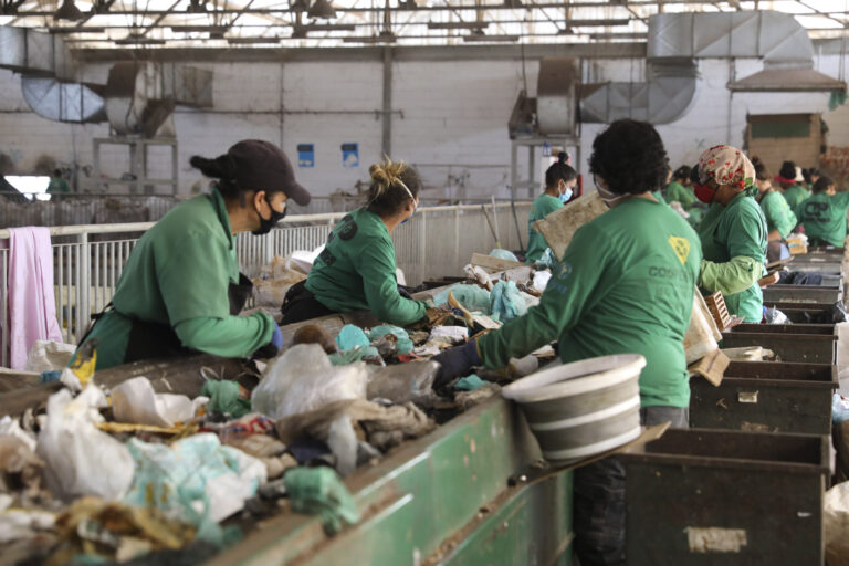 Maior complexo de reciclagem da América Latina reaproveitou 38 mil toneladas de resíduos em quatro anos