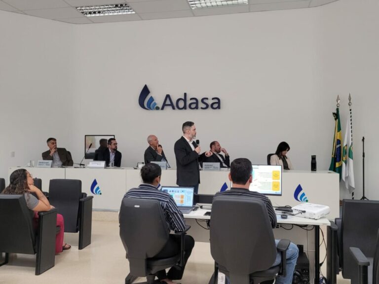 Adasa realiza audiência pública sobre gestão de resíduos de caixas de gordura e lodo de esgoto