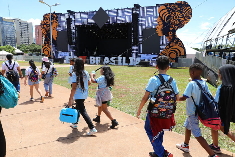 Cultura afro em debate e oficinas de dança agitam festival Consciência Negra 2024