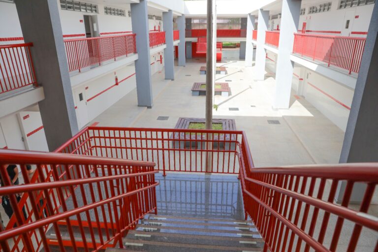 GDF inaugura Escola Técnica Leste Sérgio Damaceno, no Paranoá