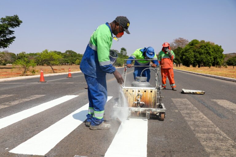 GDF reforma mais de 279 mil sinalizações de trânsito em 2024