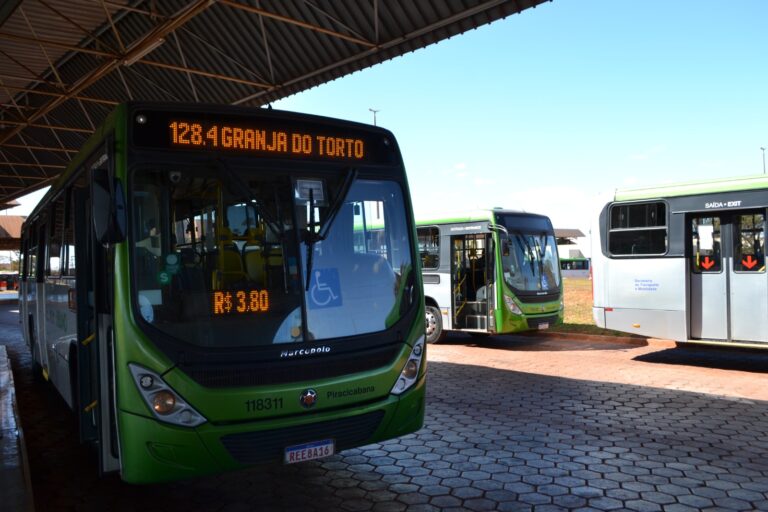GDF anuncia congelamento das passagens de ônibus e metrô até 2026