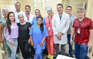 Equipe de profissionais de saúde do Hospital de Base do Distrito Federal