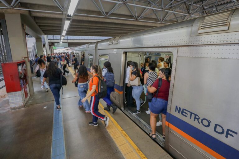 Carnaval do DF terá transporte público de graça e Eixão do Lazer durante a folia