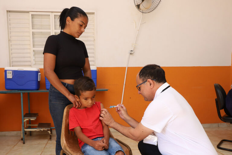 Vacinação contra o sarampo disponível no DF para pessoas entre 12 meses e 59 anos