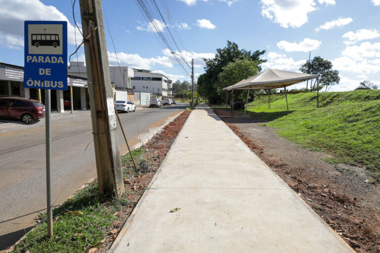 Novo calçadão da Vila Telebrasília aumenta segurança e acessibilidade dos moradores