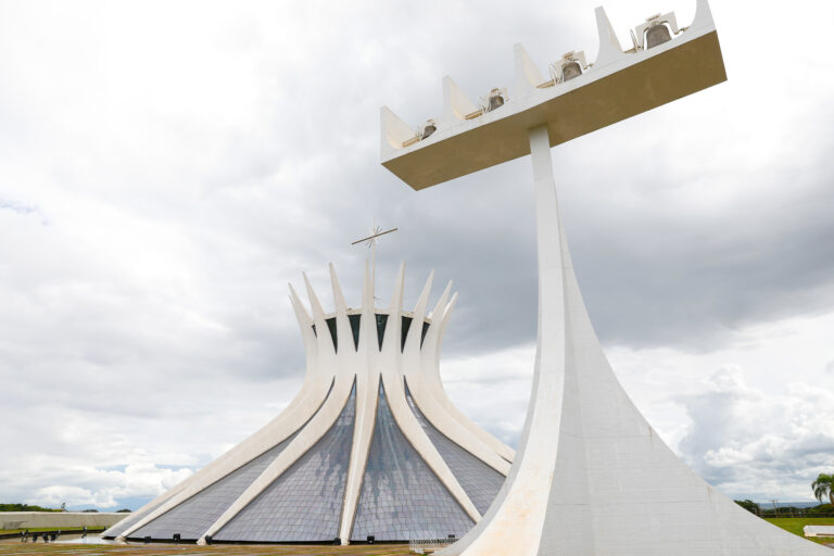 GDF realiza primeiro repasse para preservação da Catedral Metropolitana de Brasília