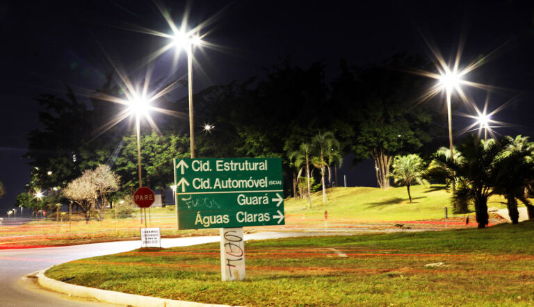 Viaduto e balão de acesso à Estrutural recebem nova iluminação e ganham reforço na segurança