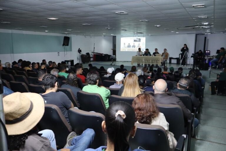 Comunidade debate licenciamento ambiental de novo setor habitacional Arine Sucupira