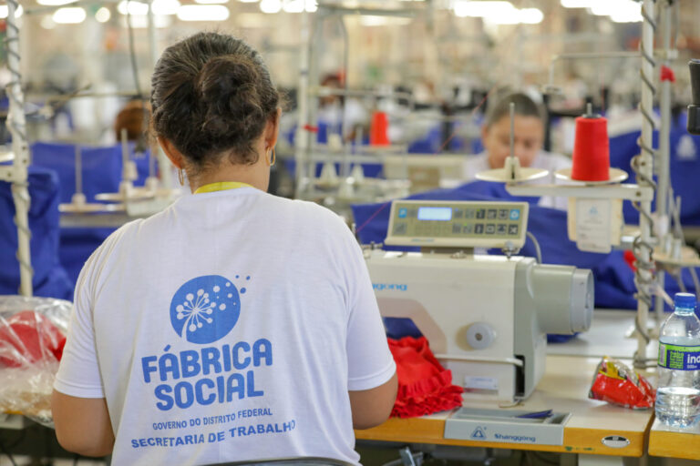 Fábrica Social abre mil vagas para curso gratuito de corte e costura no DF