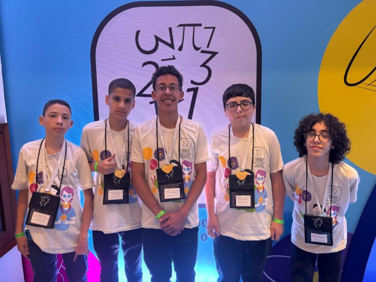 Estudantes da rede pública do DF conquistam medalhas de ouro na Olimpíada Brasileira de Matemática