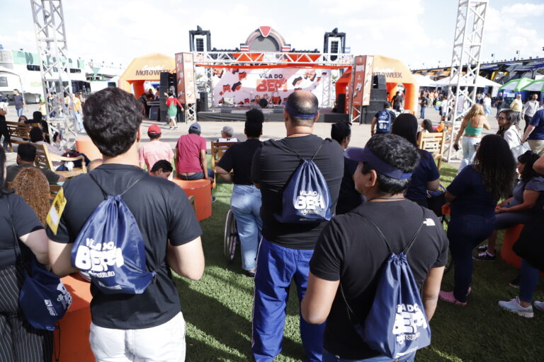 Pacientes do Hospital São Vicente de Paulo participam de passeio no Capital Moto Week