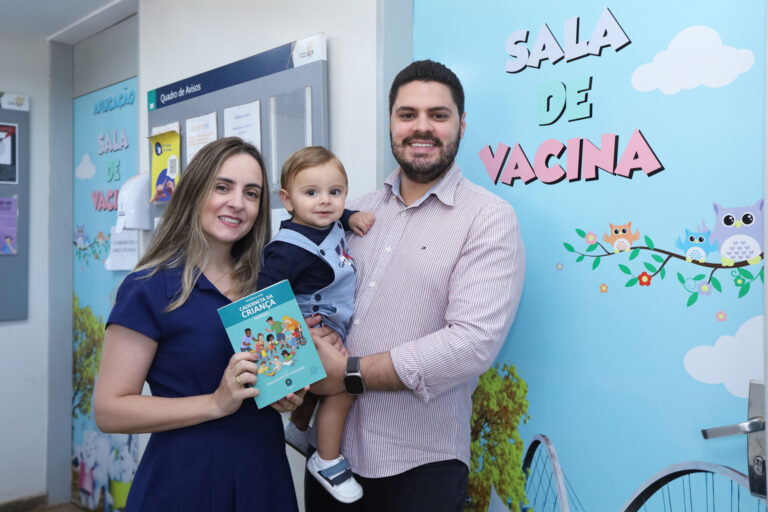 Vacina ACWY contra meningite é ofertada para bebês de 12 meses no Distrito Federal