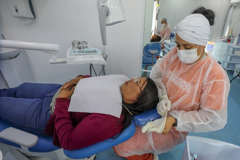 Projeto Restaurando Sorrisos beneficia mais de 17 mil mulheres no DF em apenas seis meses