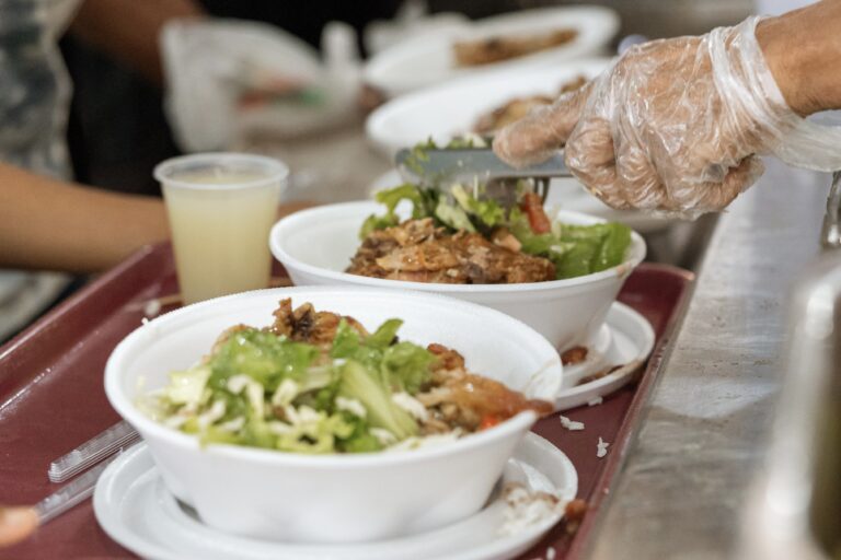 GDF amplia acesso à alimentação e atendimento em saúde para população em situação de rua