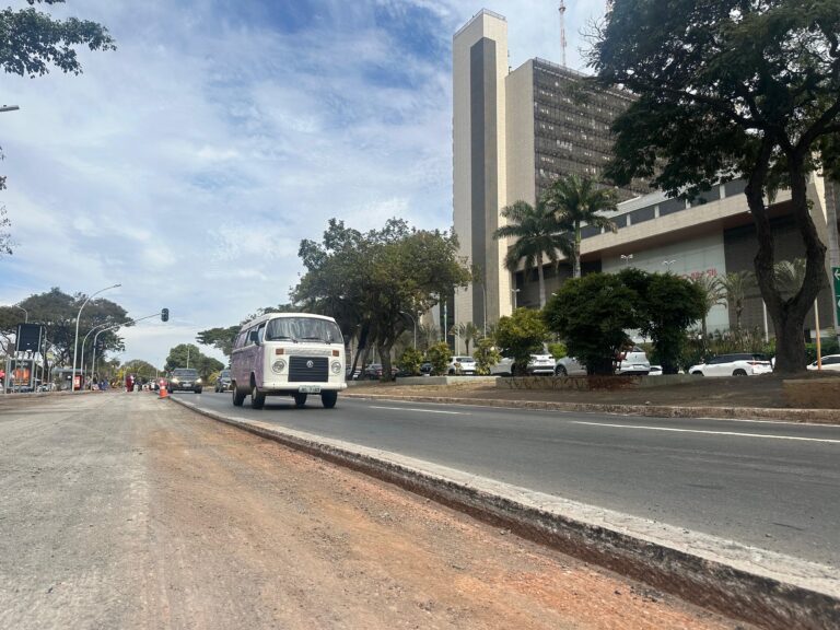 W3 Sul passa por obra completa de recuperação asfáltica para melhorar mobilidade no DF