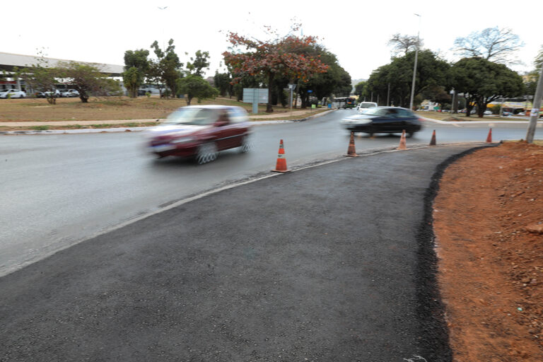 Alteração em rotatória melhora fluxo de veículos próximo à Rodoviária de Sobradinho