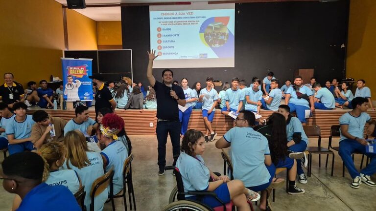 Mês da Juventude é celebrado com ações e políticas públicas voltadas aos jovens do DF