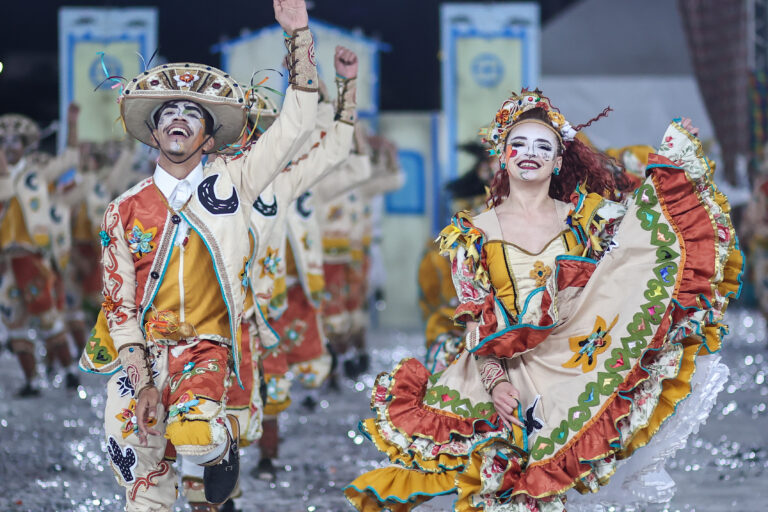Distrito Junino encerra temporada com shows gratuitos e apresentação das quadrilhas campeãs