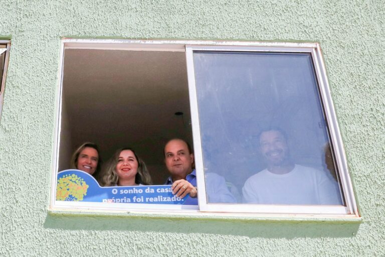 GDF entrega 704 novas moradias no Itapoã Parque e anuncia duplicação de via na região