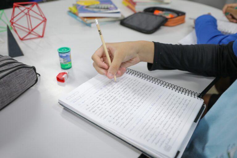 Inscrições para cursinho gratuito do Enem são prorrogadas no DF