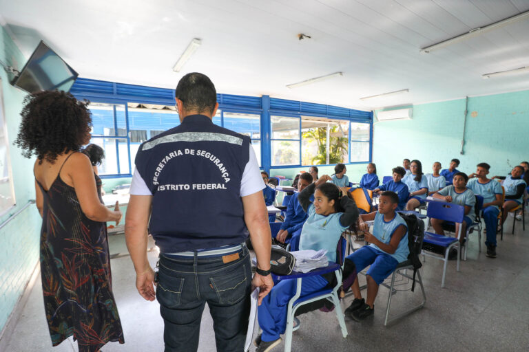 Escolas cívico-militares do DF registram mais de 98% de aprovação em pesquisa de satisfação