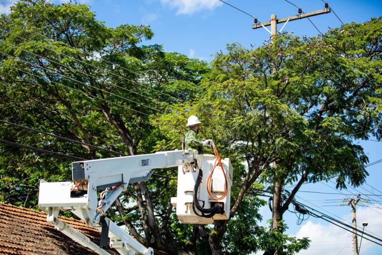 Neoenergia suspende fornecimento de energia em áreas do Gama e do Paranoá nesta segunda (29)