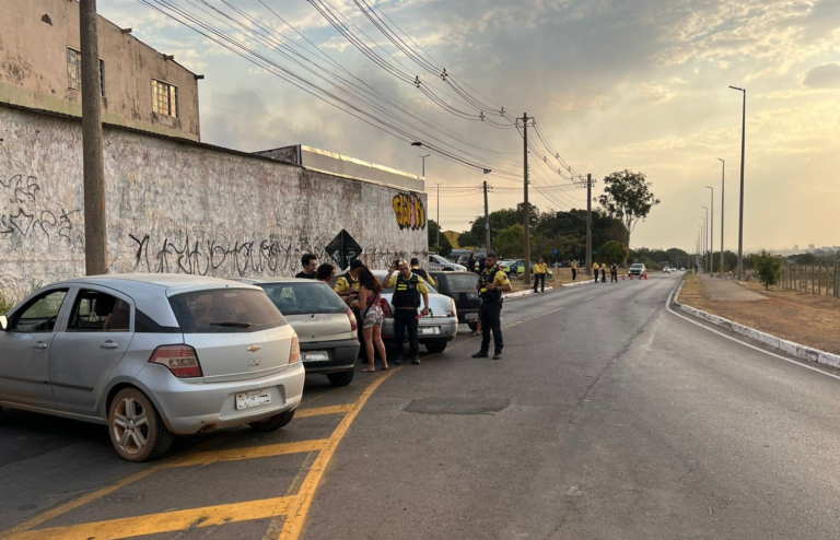 Lei Seca autua 140 motoristas por embriaguez em operações no DF no fim de semana