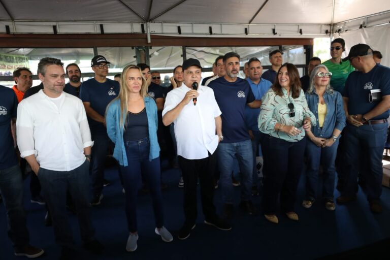 Ibaneis Rocha é homenageado por bombeiros em grande almoço no Park Way