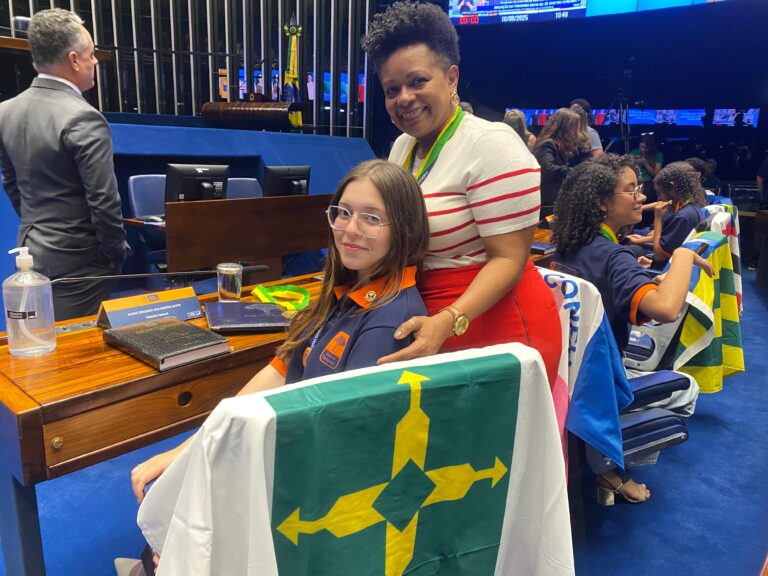 Jovem de Ceilândia representa o DF no Programa Jovem Senador 2025