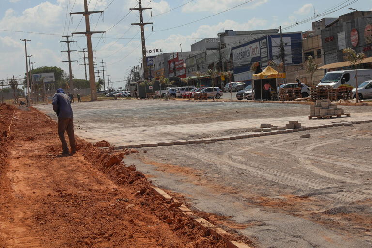 Novos estacionamentos transformam a ADE de Águas Claras e impulsionam o comércio local
