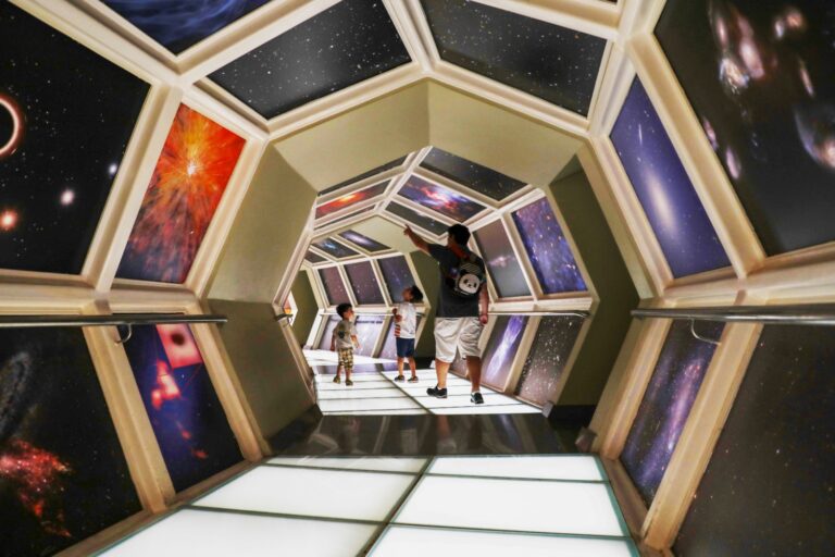 Planetário de Brasília celebra Dia das Crianças com oficinas e experiências imersivas que aproximam ciência do público
