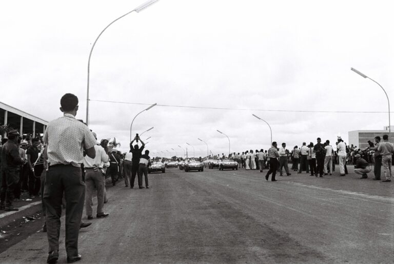 Autódromo de Brasília: paixão por velocidade nasceu antes mesmo da inauguração da capital