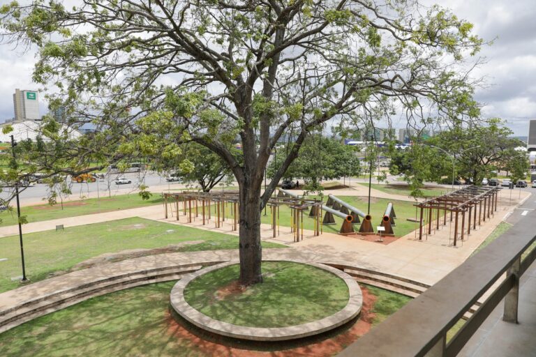 Adote Uma Praça impulsiona cultura e economia criativa no entorno do Sesi Lab