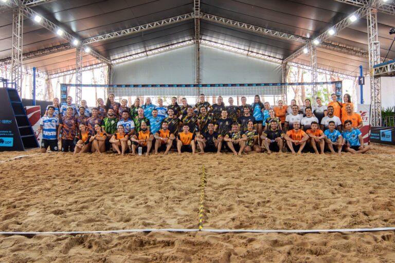 Brasília Open de Futevôlei define primeiros campeões e movimenta arenas do DF