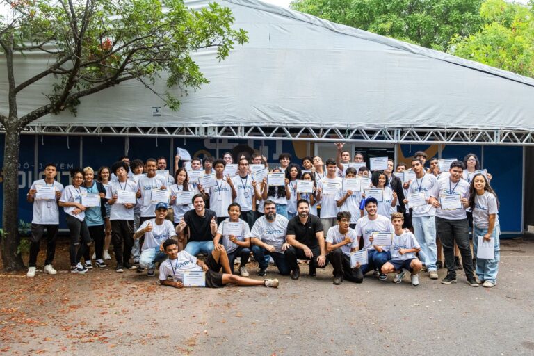 Sejuve-DF amplia programas de capacitação e reforça acesso de jovens a oportunidades no DF